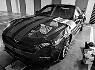 Instalace polepů - Mustang