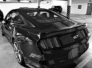 Instalace polepů - Mustang