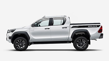 Boční pruhy na Toyotu Hilux