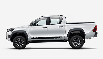 Boční pruhy s horami a nápisem Hilux