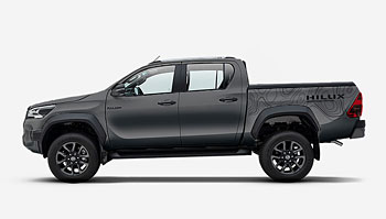 Polep Toyota Hilux s motivem vrstevnic