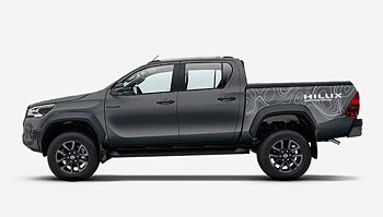 Polep Toyota Hilux s motivem vrstevnic